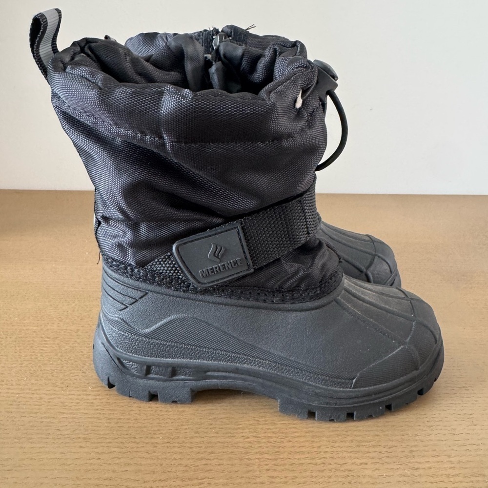 Merence Black Kids Winter Snow Sled Rain Boots Side Zip, Strap and Top Cinching